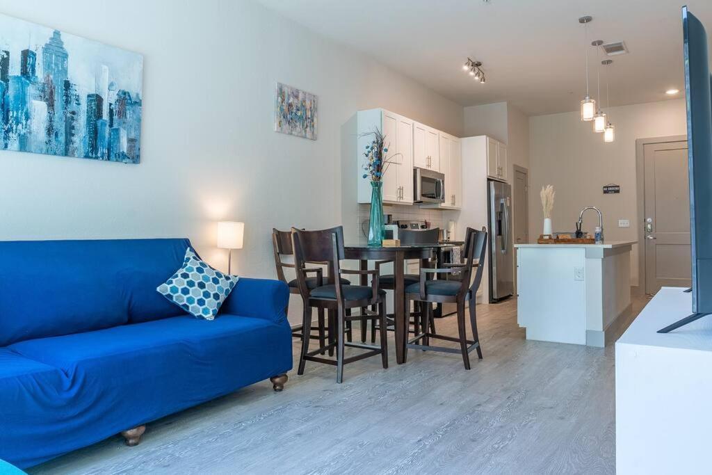 Beautiful Riverwalk Apt With Full Amenities, King Bed & Free Parking San Antonio Exterior foto