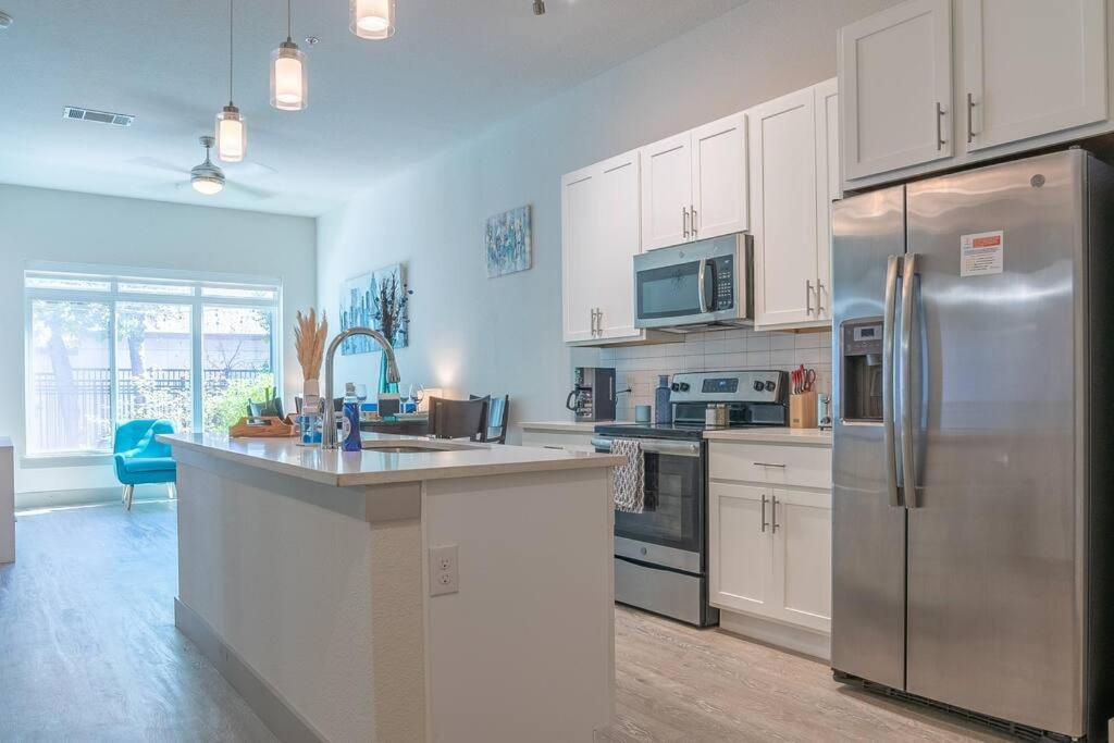 Beautiful Riverwalk Apt With Full Amenities, King Bed & Free Parking San Antonio Exterior foto