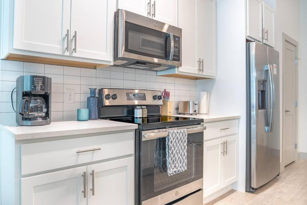 Beautiful Riverwalk Apt With Full Amenities, King Bed & Free Parking San Antonio Exterior foto