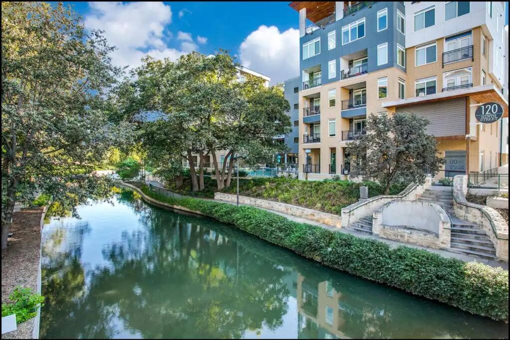Beautiful Riverwalk Apt With Full Amenities, King Bed & Free Parking San Antonio Exterior foto