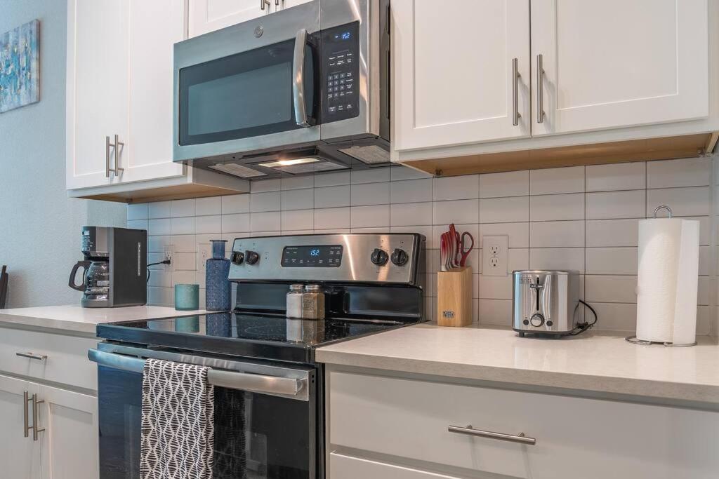 Beautiful Riverwalk Apt With Full Amenities, King Bed & Free Parking San Antonio Exterior foto