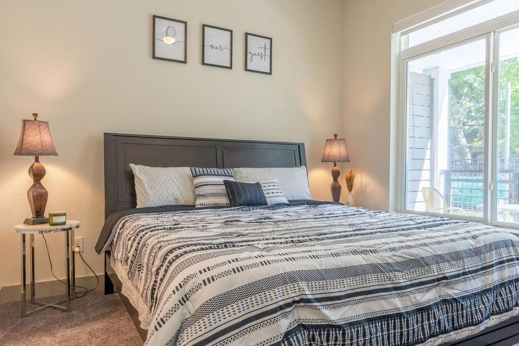Beautiful Riverwalk Apt With Full Amenities, King Bed & Free Parking San Antonio Exterior foto